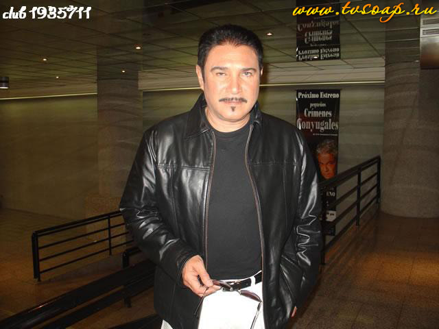 http://www.tvsoap.ru/photo/images_large/beautiful_daniel_alvarado/tvsoap_daniel_alvarado_039.jpg